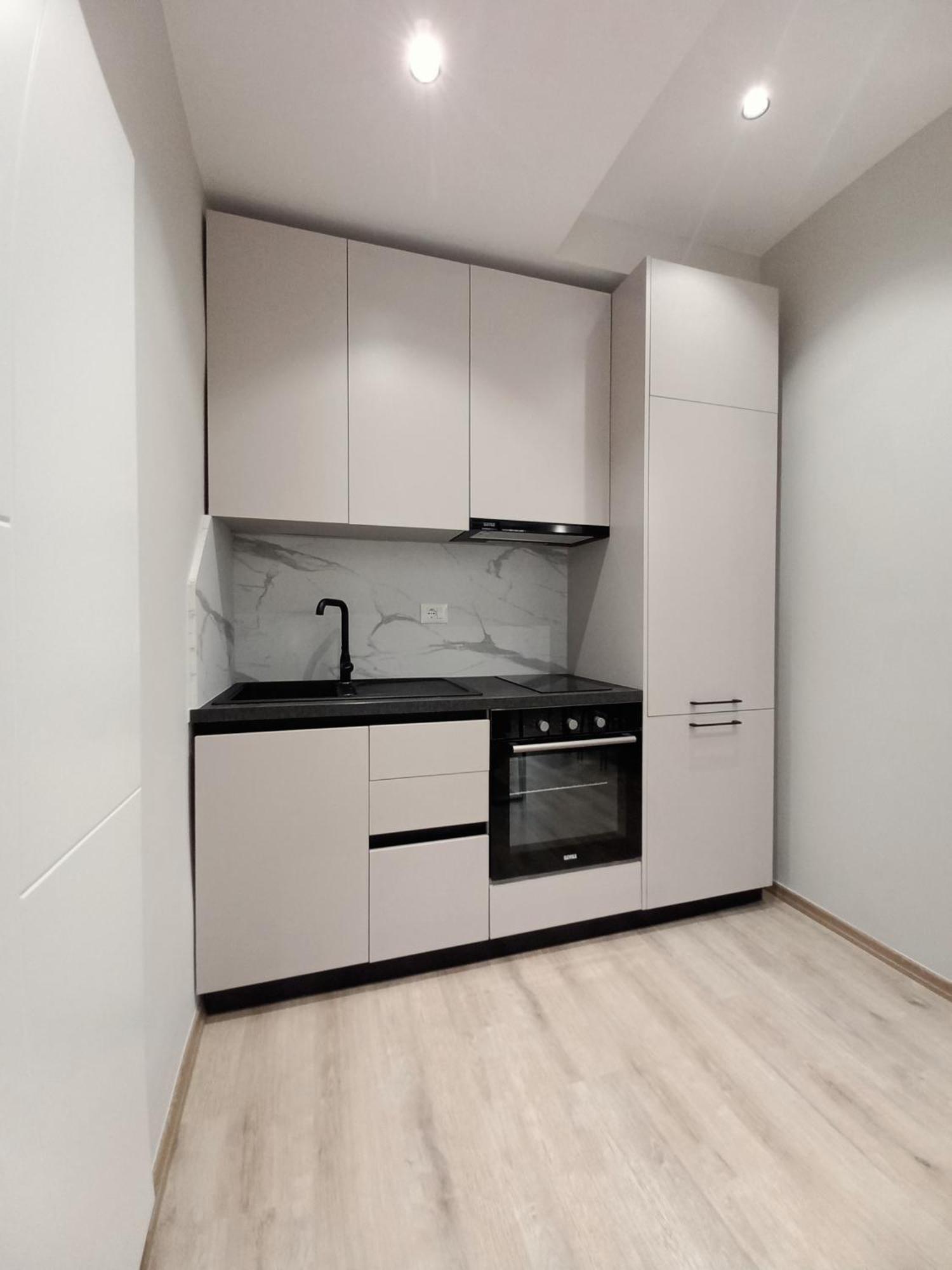Goat Apartments Tirana Bagian luar foto